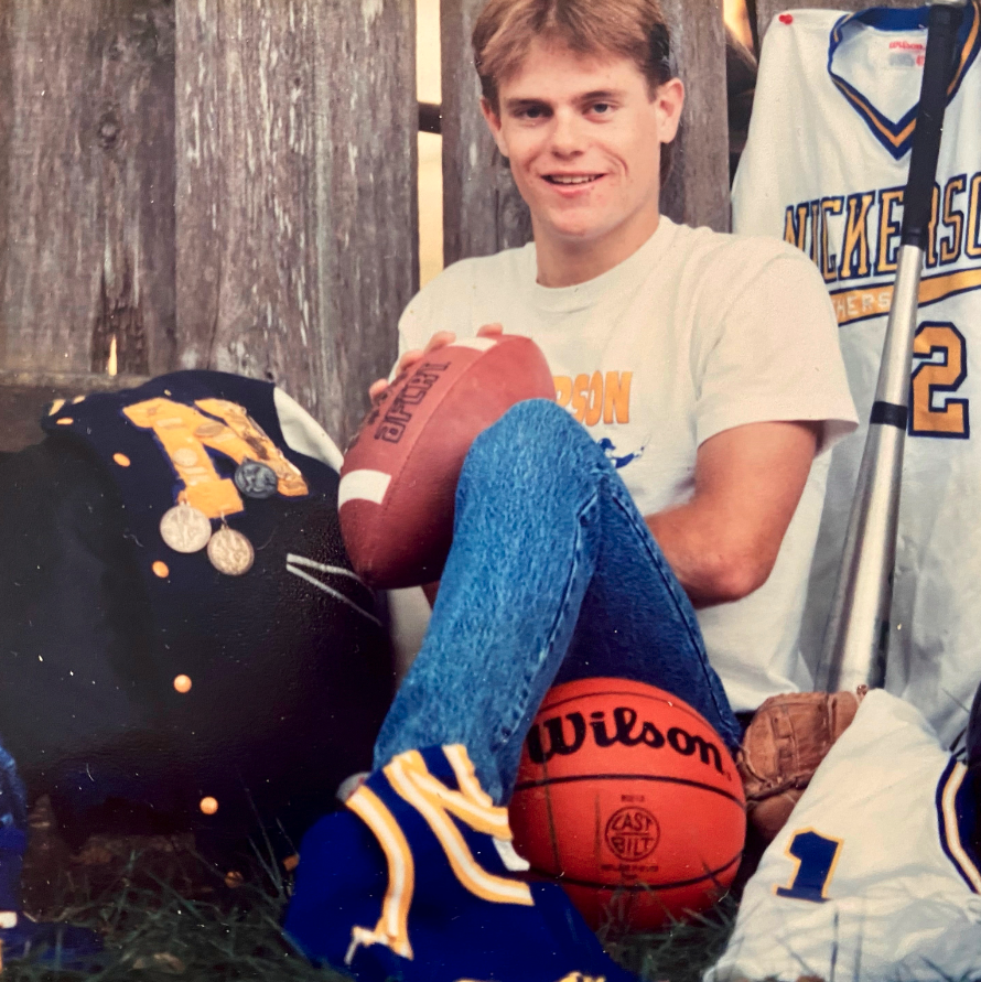 Derek Simmons senior sports photo